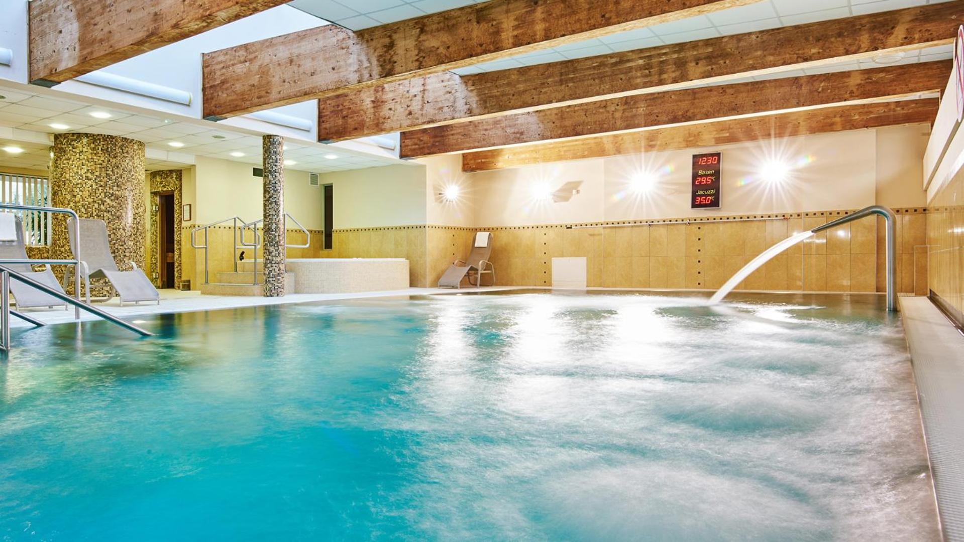Vacationclub - Whiteblue Apartament 58 코워브제크 외부 사진